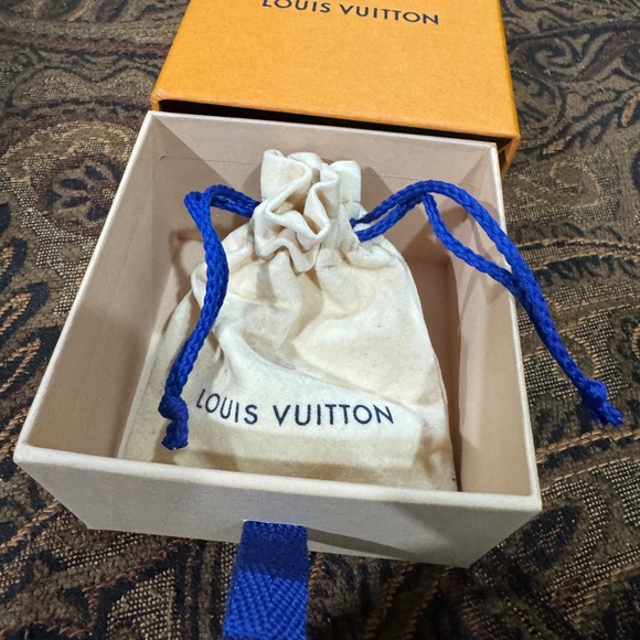 Louis Vuitton Gold Logo Earrings -Louise - Picture 2 of 9